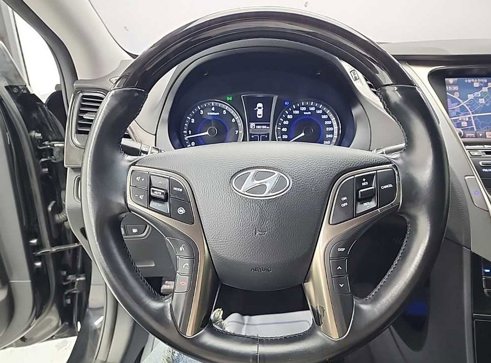 현대 그랜저 HG240 LUXURY 사진 9