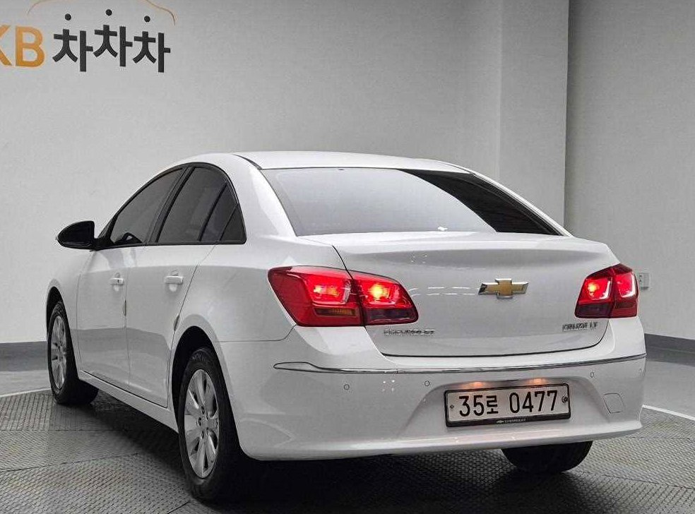 쉐보레 크루즈 1.8 LT 디럭스팩 사진 2