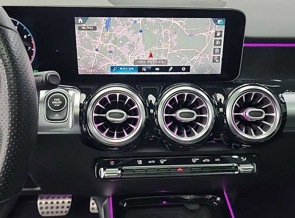 벤츠 GLB 클래스 GLB 250 4MATIC 사진 10