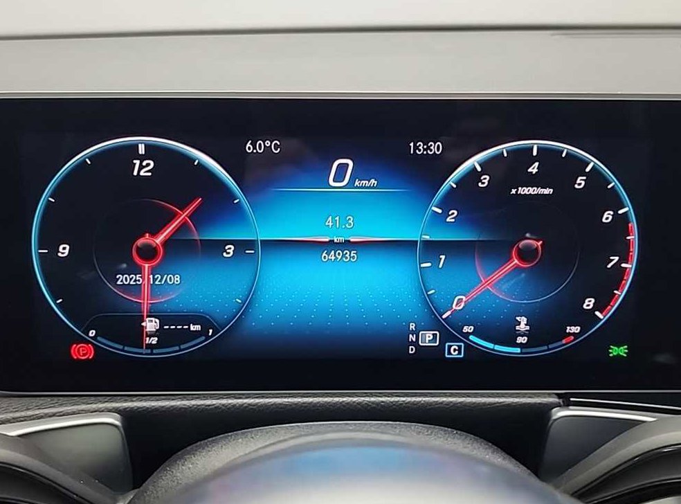 벤츠 GLB 클래스 GLB 250 4MATIC 사진 6