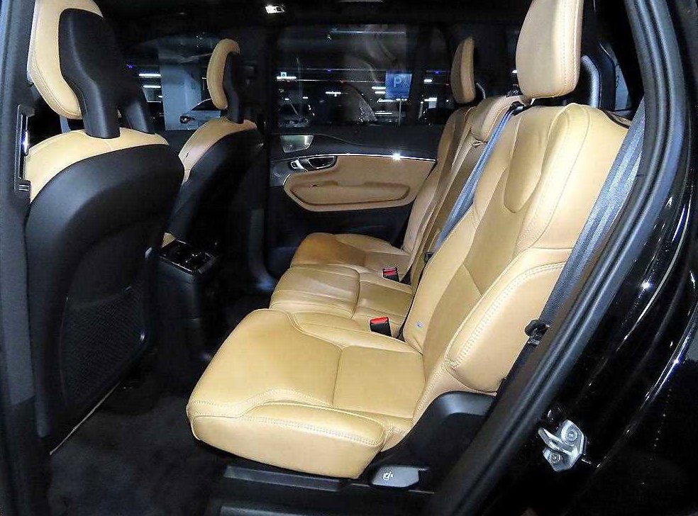 볼보 XC90 2.0 T8 AWD 사진 7