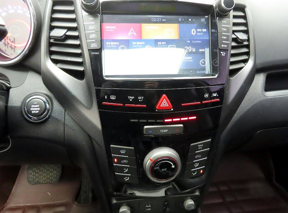 KG모빌리티(쌍용)  티볼리 가솔린 2WD 1.6 VX 사진 10