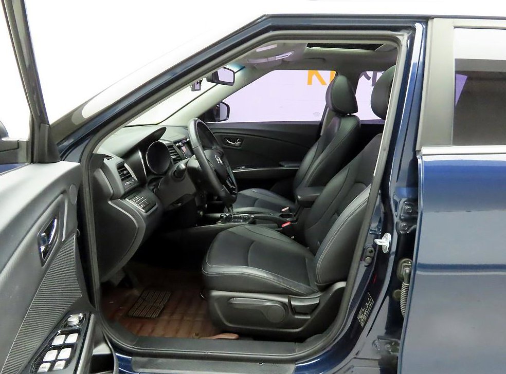KG모빌리티(쌍용)  티볼리 가솔린 2WD 1.6 VX 사진 13