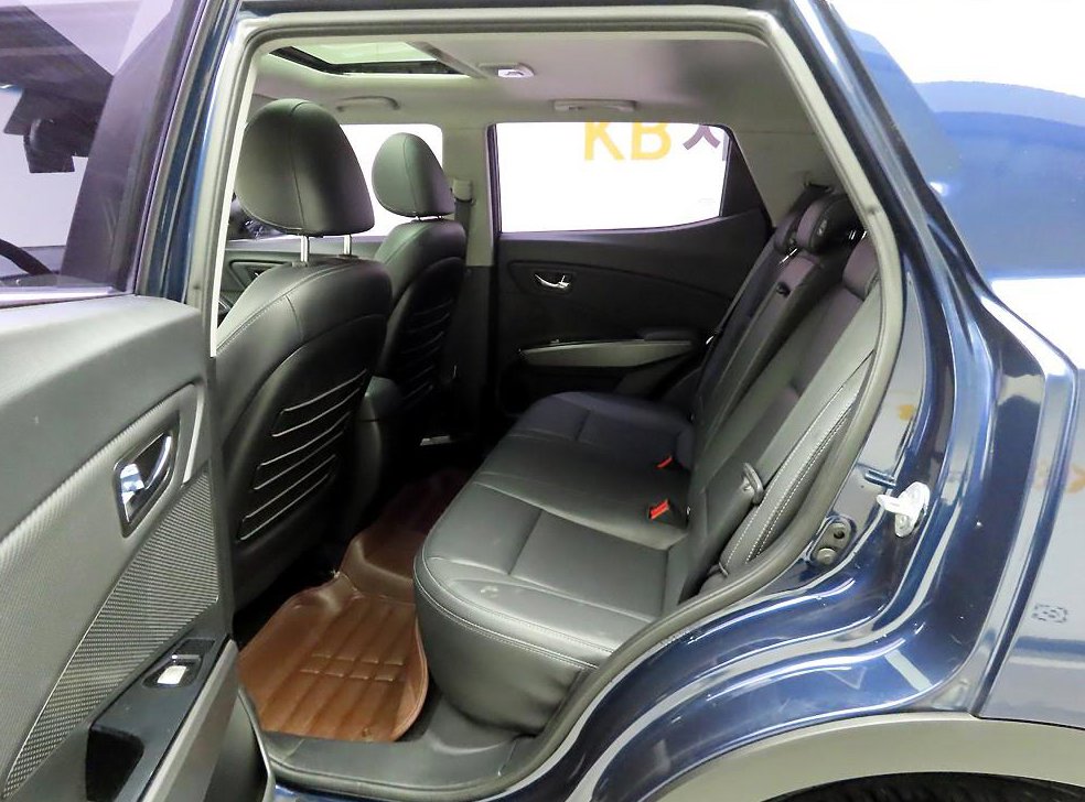 KG모빌리티(쌍용)  티볼리 가솔린 2WD 1.6 VX 사진 14