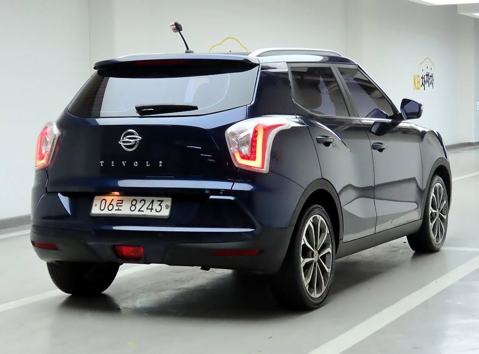 KG모빌리티(쌍용)  티볼리 가솔린 2WD 1.6 VX 사진 4