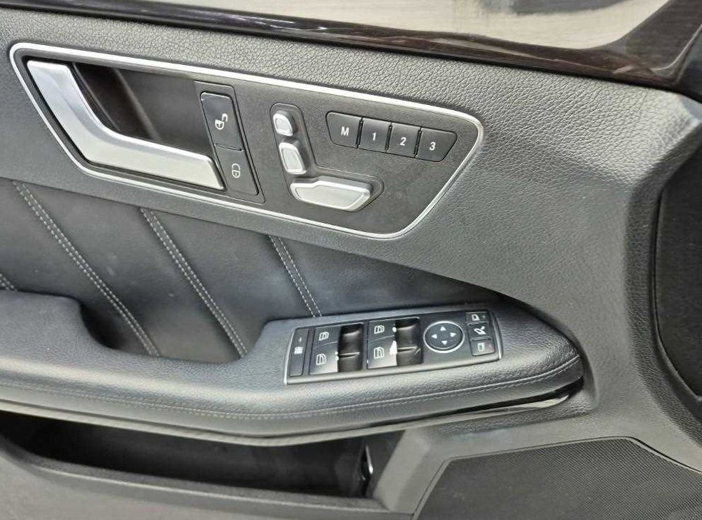 벤츠 E 클래스 E250 CDI 4MATIC 사진 19