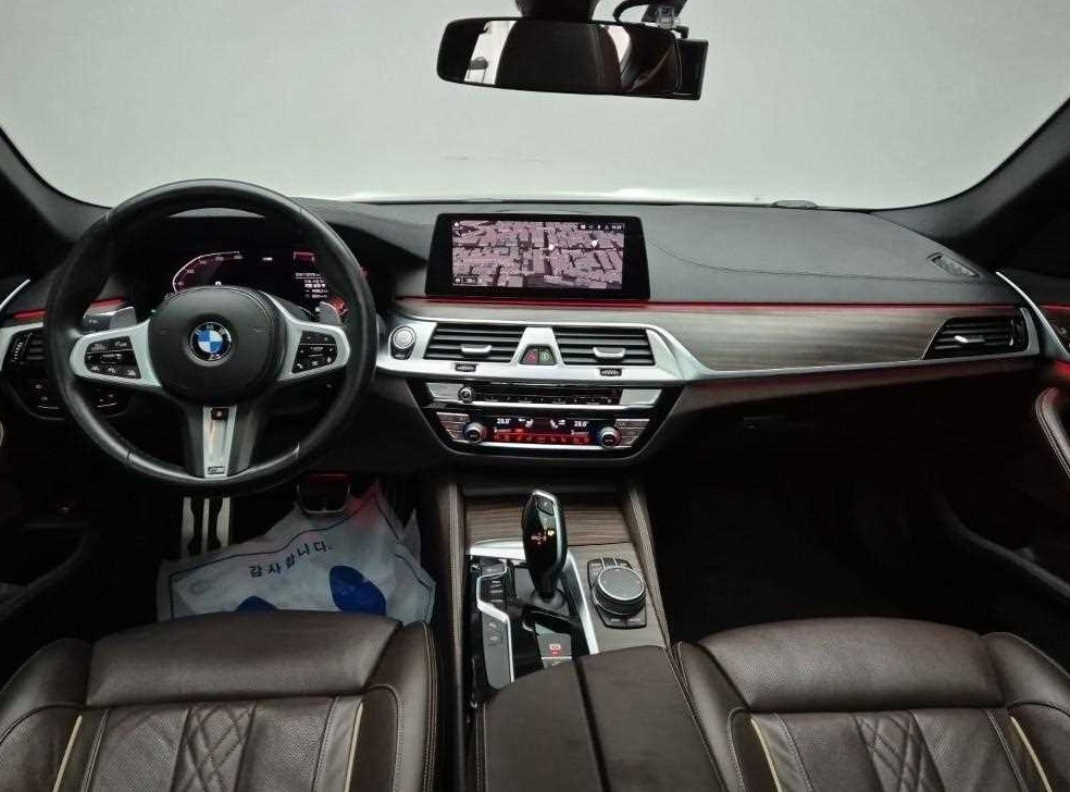 BMW 5시리즈 530i M 스포츠 플러스 사진 7