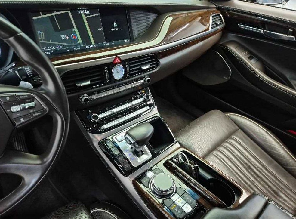 제네시스 EQ900 5.0 GDI AWD 리무진 사진 10