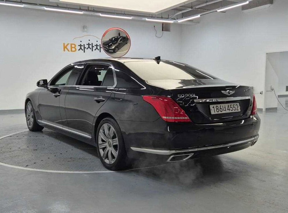 제네시스 EQ900 5.0 GDI AWD 리무진 사진 2