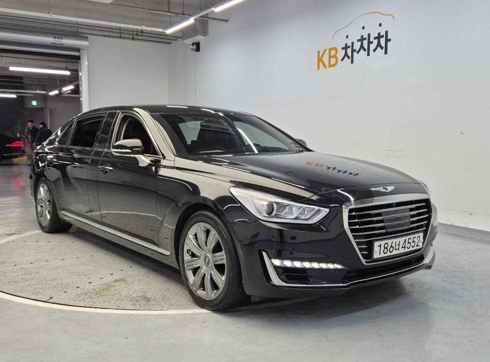 제네시스 EQ900 5.0 GDI AWD 리무진 사진 4