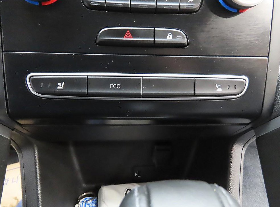 르노코리아(삼성) QM6 2.0 LPe le 2WD 밴 사진 16