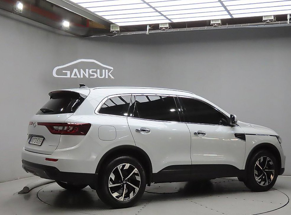르노코리아(삼성) QM6 2.0 LPe le 2WD 밴 사진 4