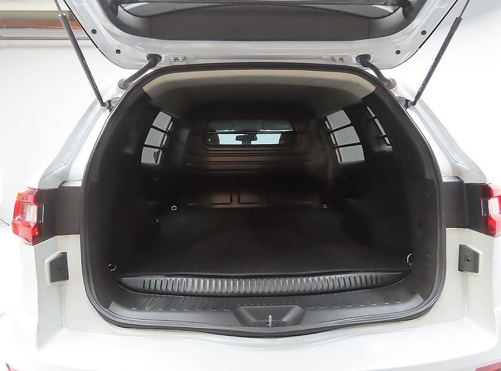 르노코리아(삼성) QM6 2.0 LPe le 2WD 밴 사진 9