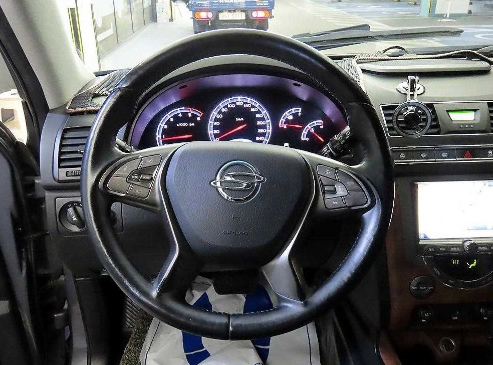 KG모빌리티(쌍용)  렉스턴 2.2 4WD RX7 사진 8
