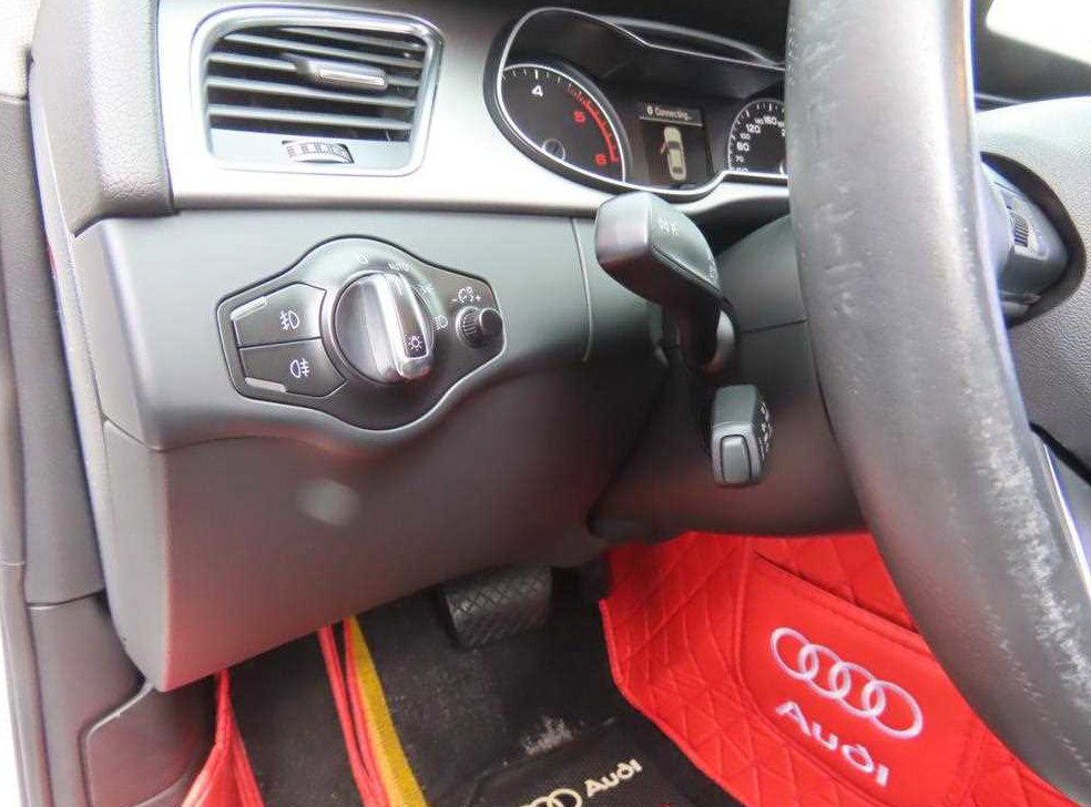 아우디 A4 2.0 TDI 사진 15