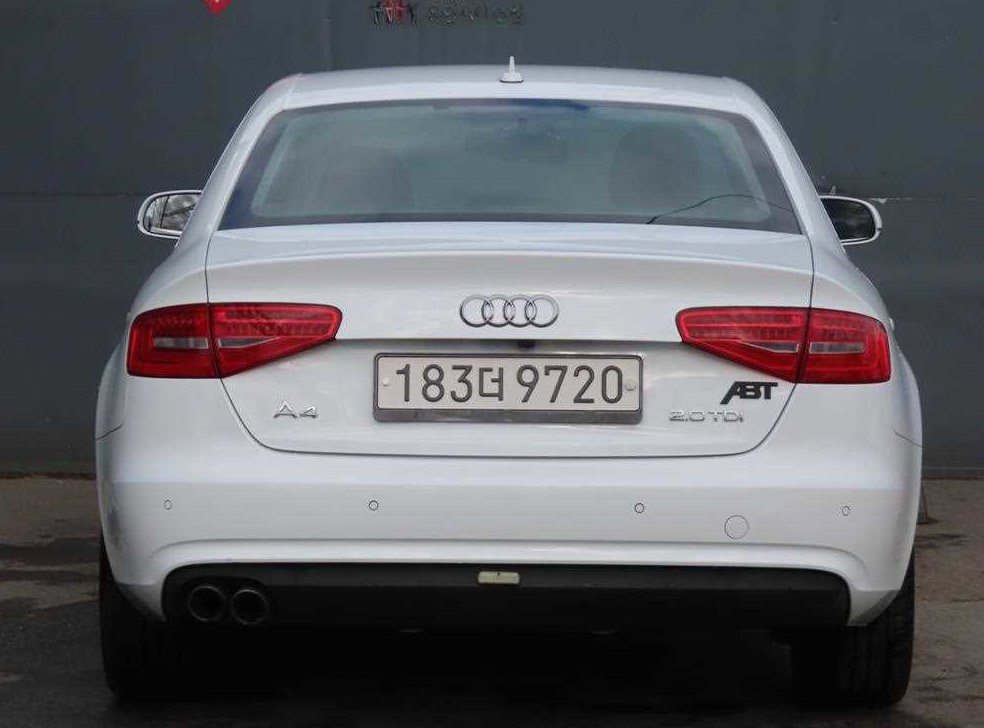 아우디 A4 2.0 TDI 사진 4
