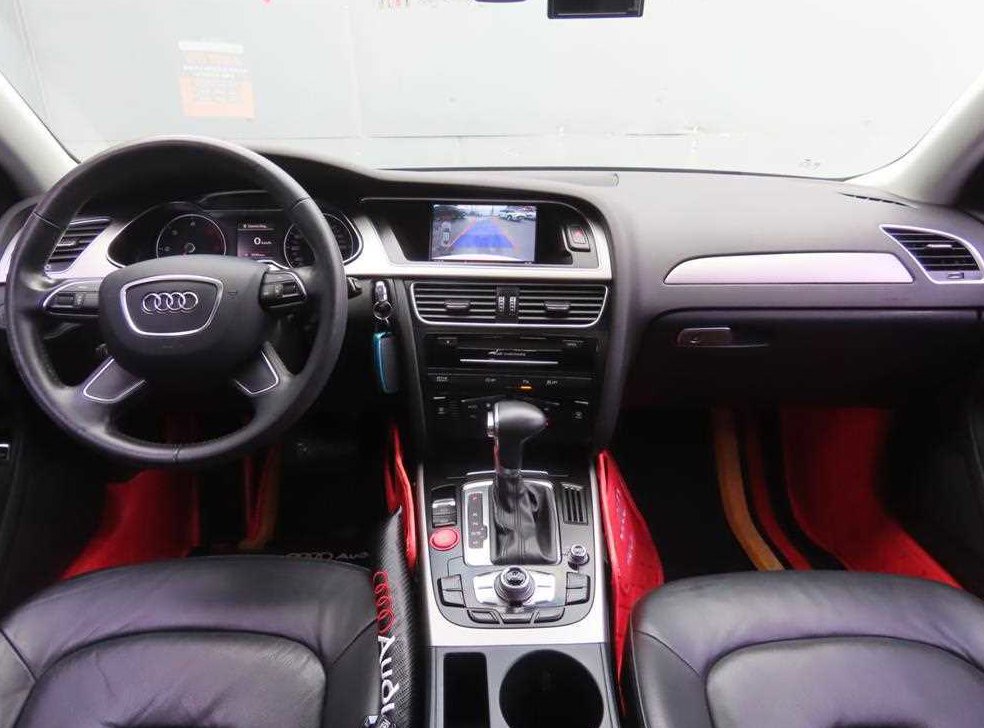 아우디 A4 2.0 TDI 사진 7