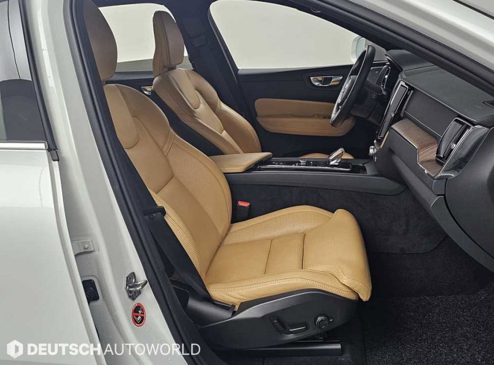 볼보 XC60 B5 AWD 인스크립션 사진 10