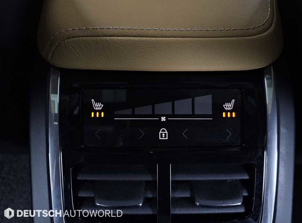 볼보 XC60 B5 AWD 인스크립션 사진 16