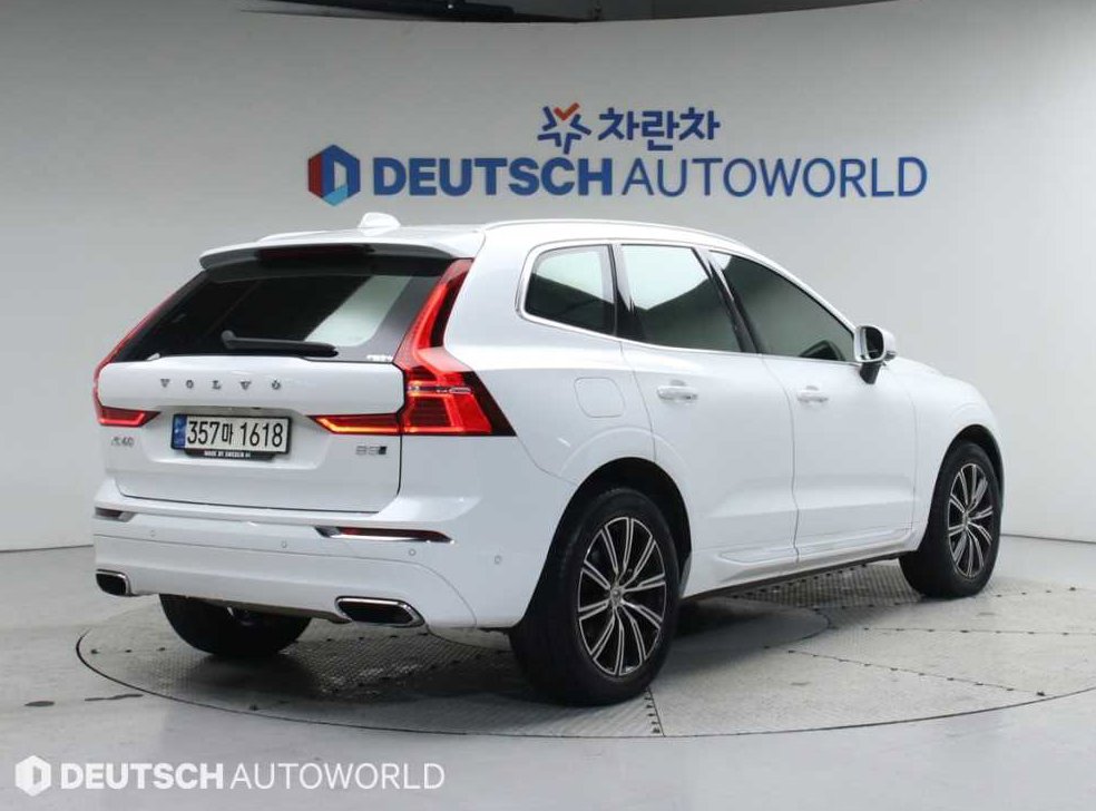 볼보 XC60 B5 AWD 인스크립션 사진 2