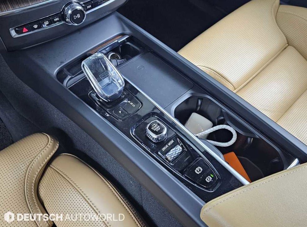 볼보 XC60 B5 AWD 인스크립션 사진 9