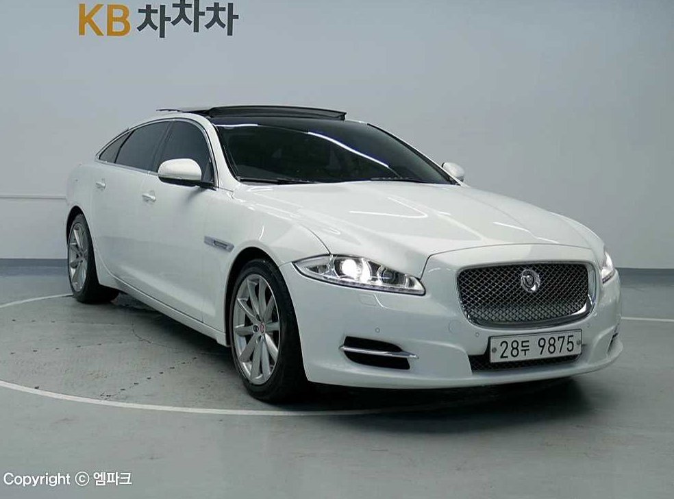 재규어 XJ 3.0D 사진 4