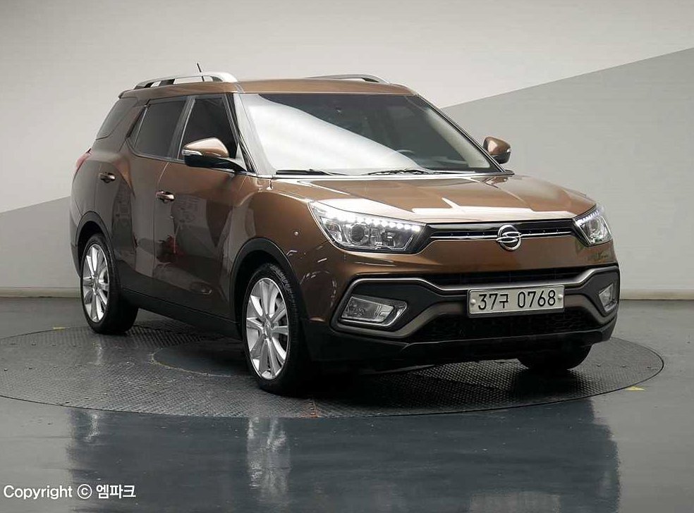 KG모빌리티(쌍용)  티볼리 2WD 디젤 1.6 IX 사진 4
