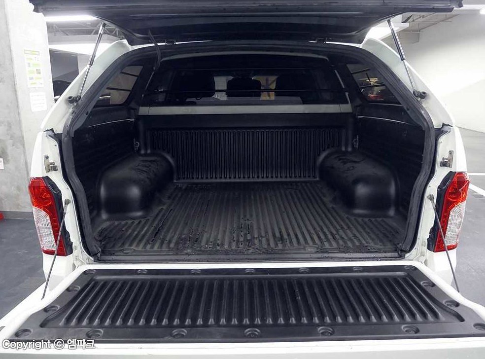 KG모빌리티(쌍용)  코란도 CX7(4WD) 사진 19