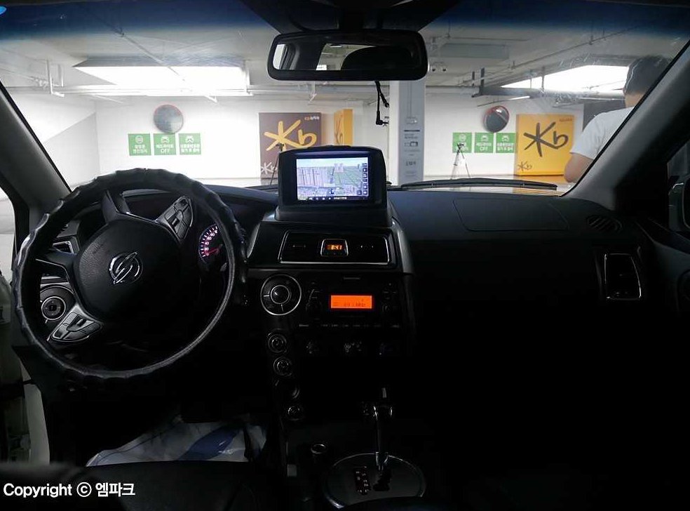 KG모빌리티(쌍용)  코란도 CX7(4WD) 사진 6