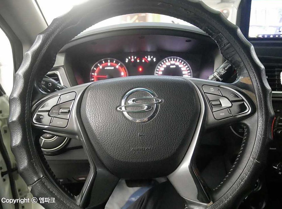 KG모빌리티(쌍용)  코란도 CX7(4WD) 사진 8