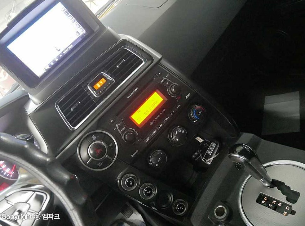 KG모빌리티(쌍용)  코란도 CX7(4WD) 사진 9