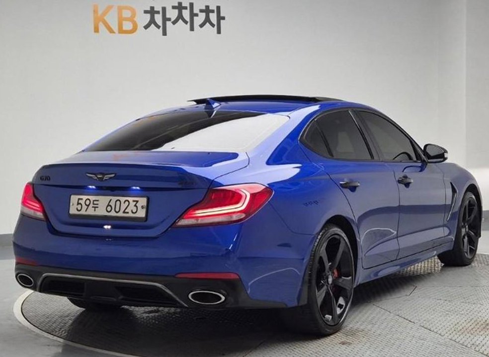 제네시스 G70 2.0T AWD 사진 4