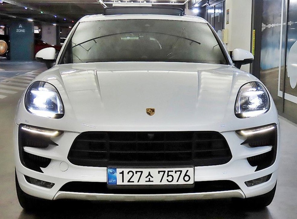 포르쉐 마칸 가솔린 3.0 GTS 사진 2