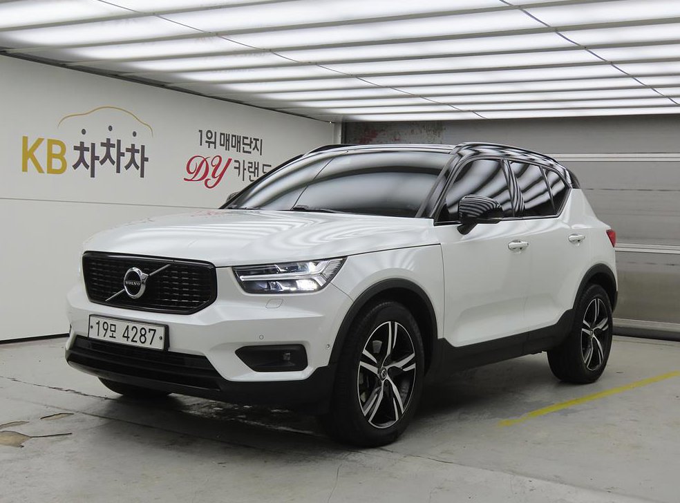 볼보 XC40 T4 4WD R-디자인