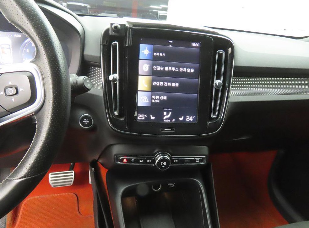 볼보 XC40 T4 4WD R-디자인 사진 10