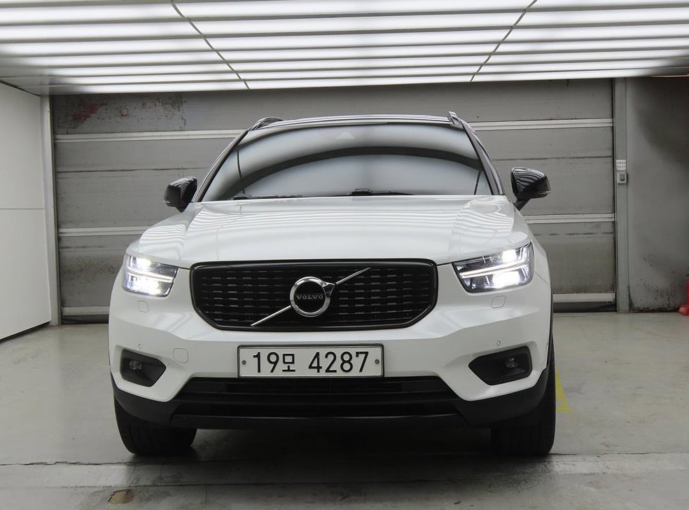 볼보 XC40 T4 4WD R-디자인 사진 2