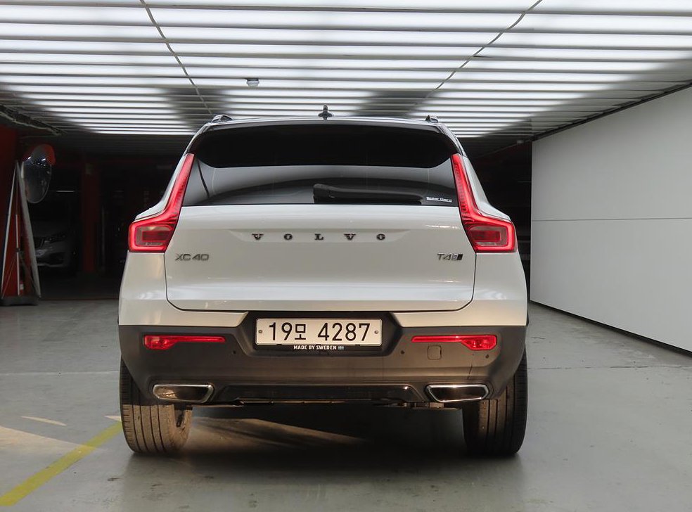 볼보 XC40 T4 4WD R-디자인 사진 3