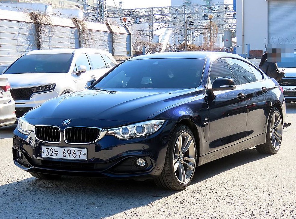 BMW 4시리즈 420d xDRIVE 그란쿠페 스포츠 사진 2