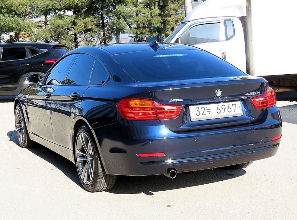 BMW 4시리즈 420d xDRIVE 그란쿠페 스포츠 사진 3