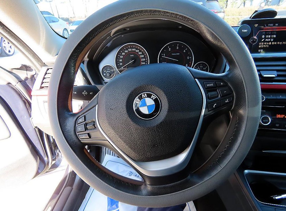 BMW 4시리즈 420d xDRIVE 그란쿠페 스포츠 사진 8