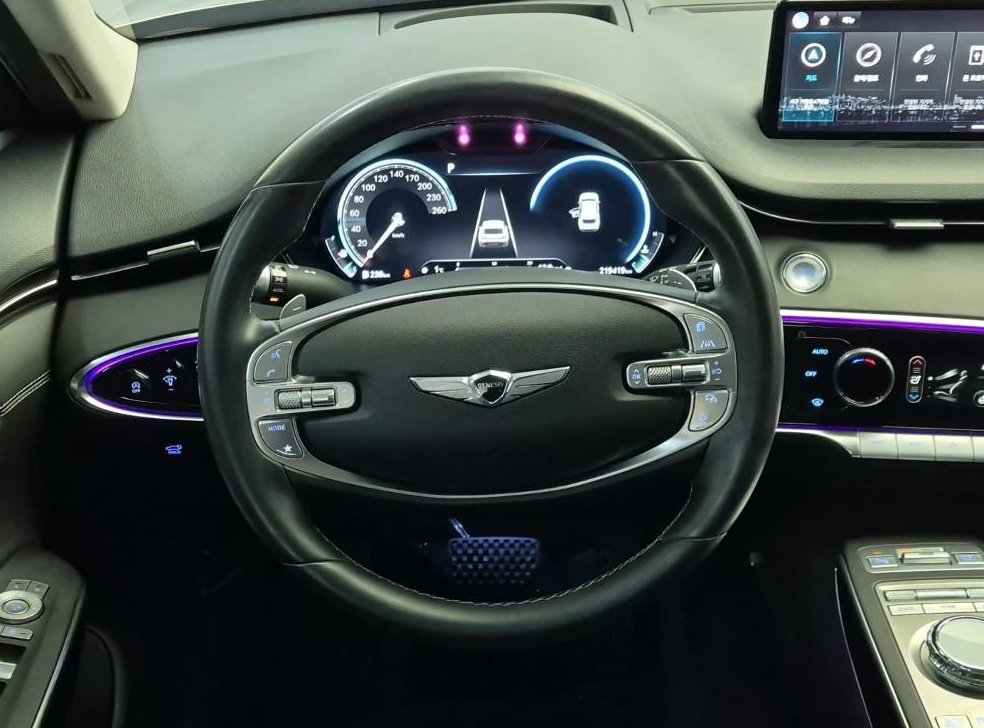 제네시스 GV70 2.2 디젤 AWD 사진 9