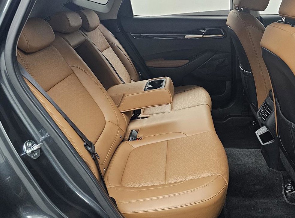 기아 셀토스 가솔린 1.6 터보 4WD 사진 12