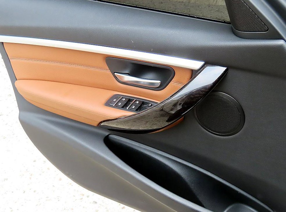 BMW 3시리즈 320i 럭셔리 사진 10