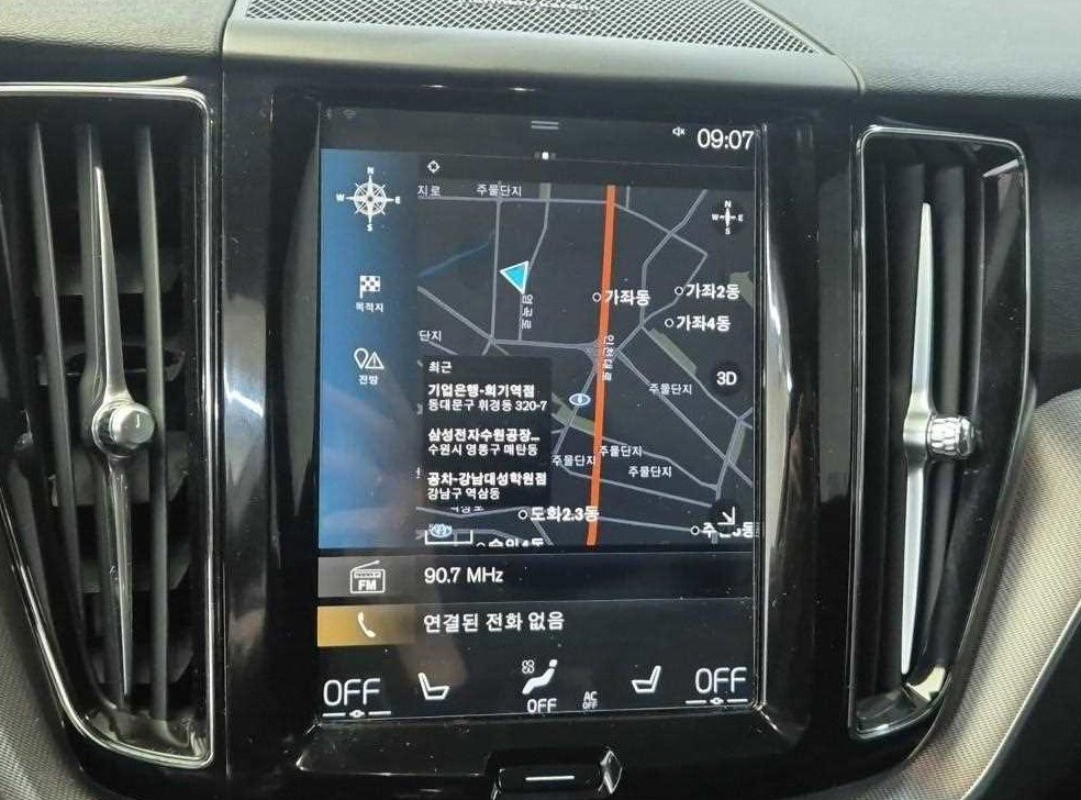 볼보 XC60 T8 AWD R-디자인 사진 14
