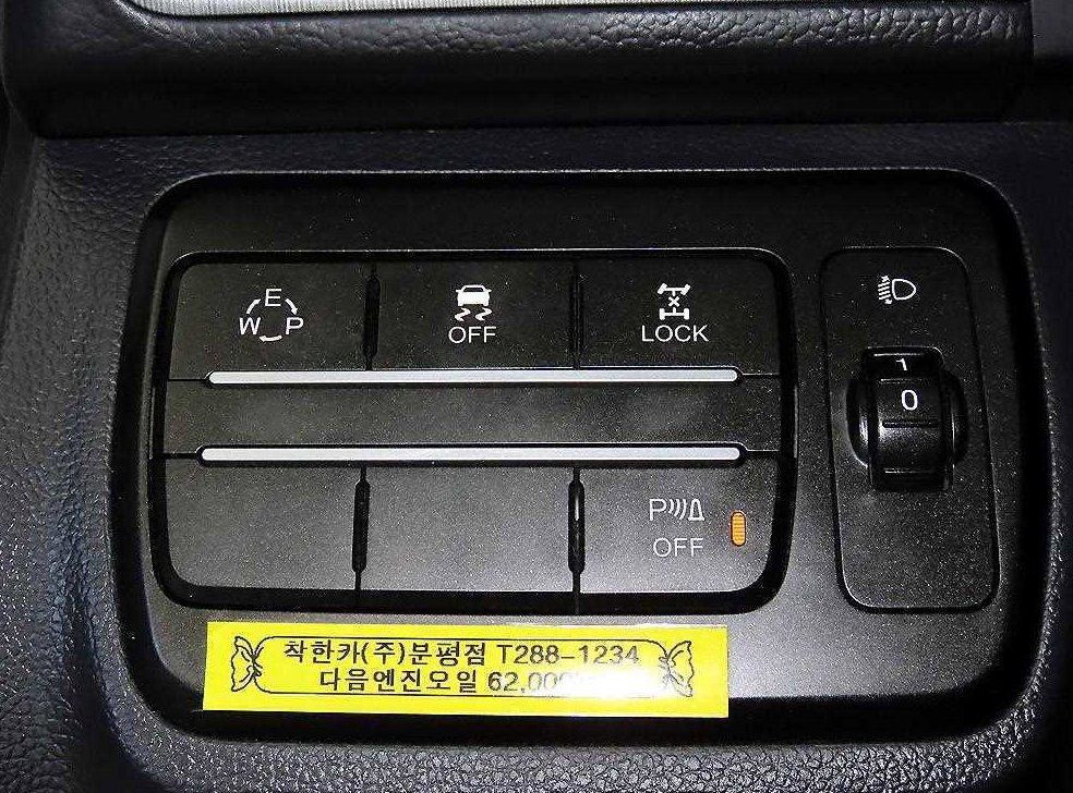 KG모빌리티(쌍용)  티볼리 4WD 디젤 LX 사진 14