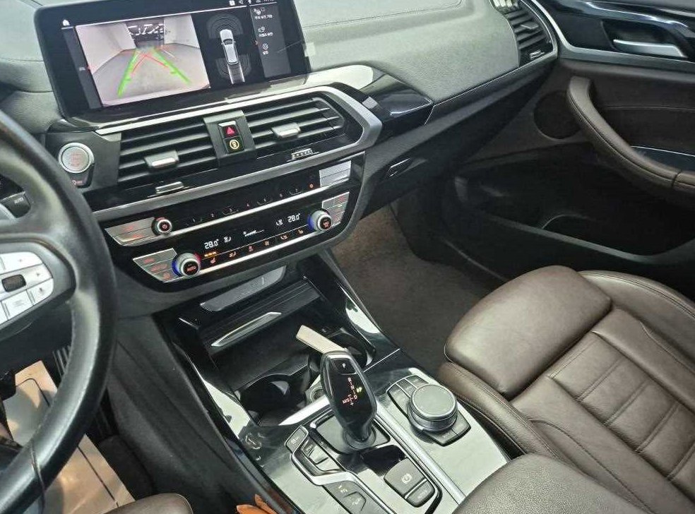 BMW X3 xDrive 20d xLine 사진 10