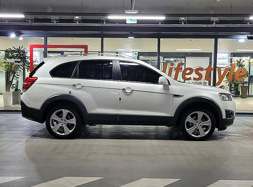 쉐보레 캡티바 2.0 2WD LT 프리미엄 사진 3