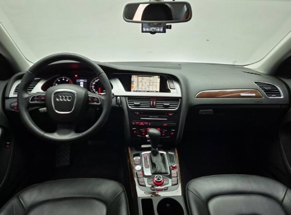 아우디 A4 2.0 TFSI 콰트로 다이나믹 사진 7