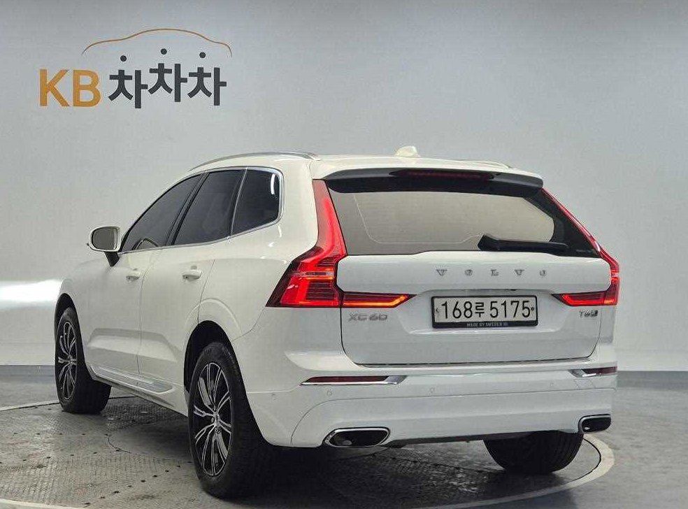 볼보 XC60 T6 AWD 인스크립션 사진 2