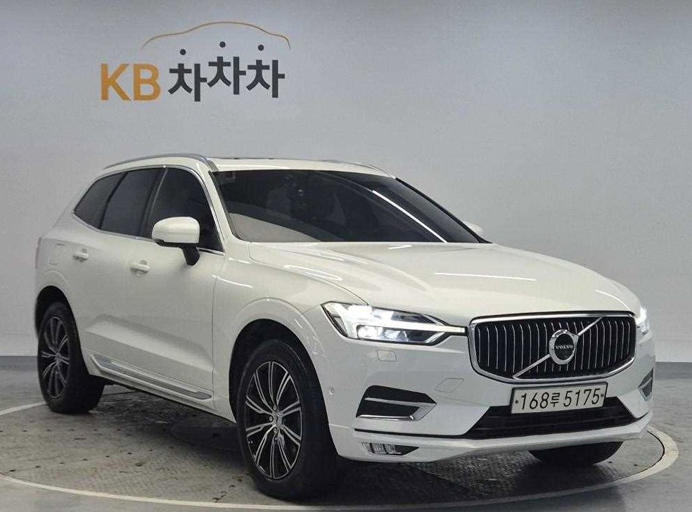 볼보 XC60 T6 AWD 인스크립션 사진 4